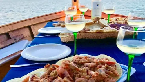 Private boat tour with lunch on board: Taormina – Isola Bella